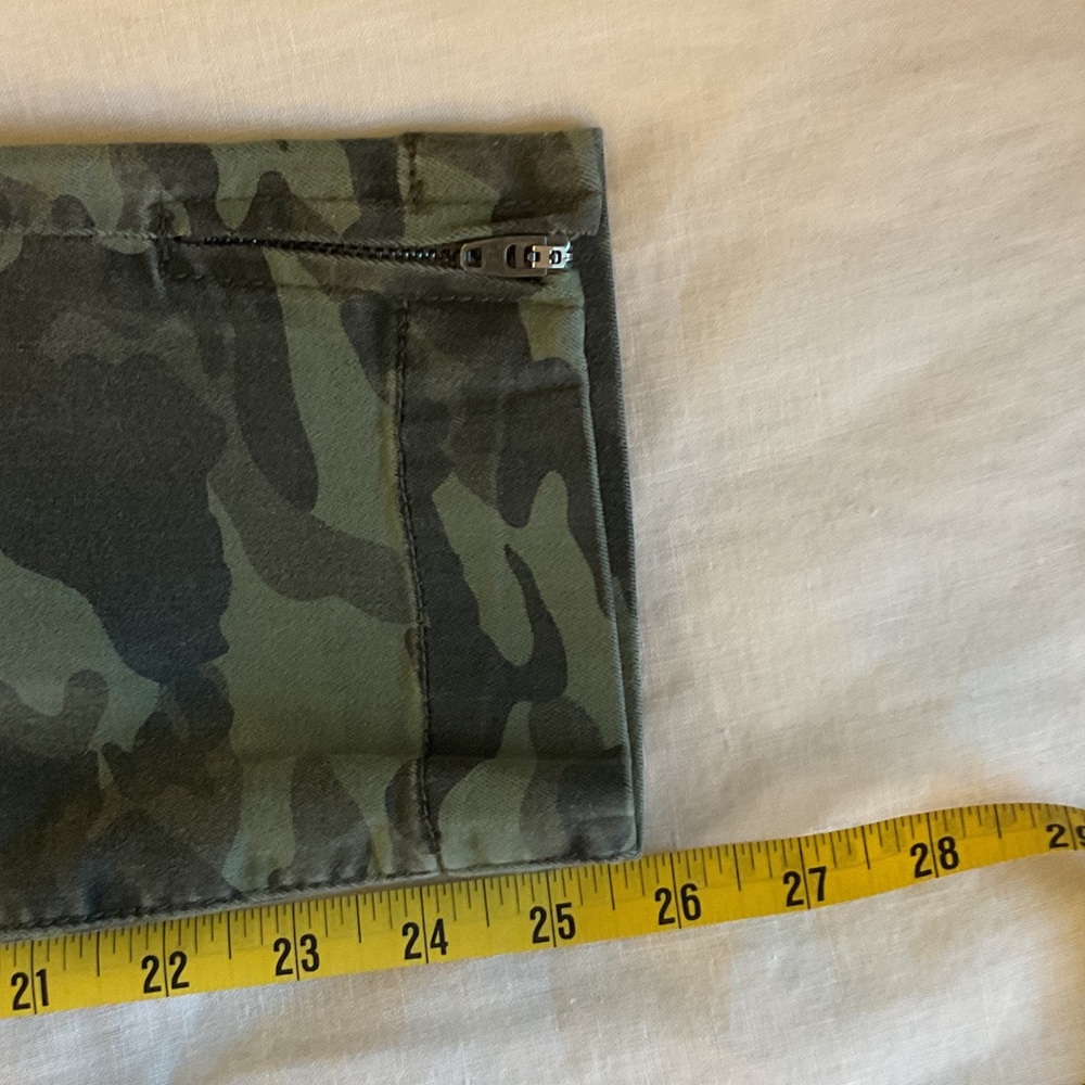 Kut from the Kloth Green Camo Pants - Picture 8 of 8